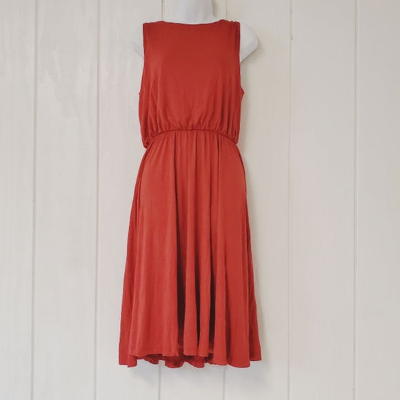 LOFT Dresses & Skirts - NWT Loft, open back, sleeveless, maxi, tie back